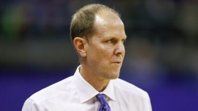 Mike Hopkins coaching at Washington