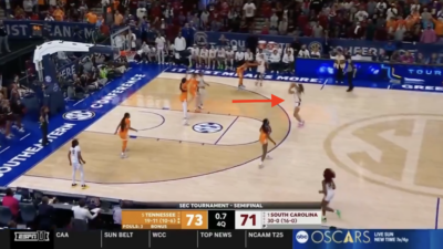 South Carolina's Kamilla Cardoso takes a shot against Tennessee