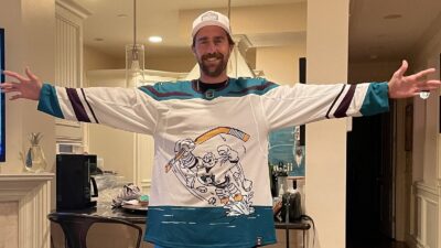 Steve Johnson with his arms out