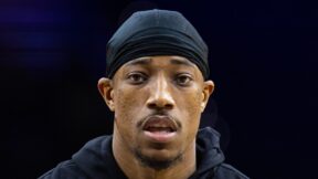 DeMar DeRozan in warmups