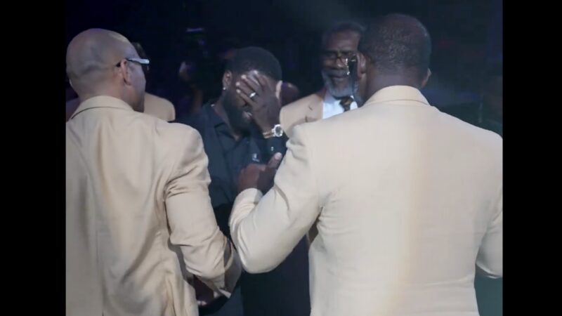 Bears legend Devin Hester shares emotional moment with Deion Sanders