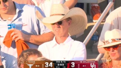 Cooper Manning in a cowboy hat