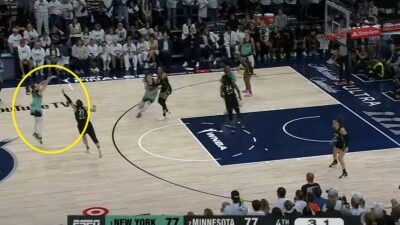 Sabrina Ionescu hitting a game-winner
