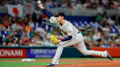 Roki Sasaki throwing a pitch