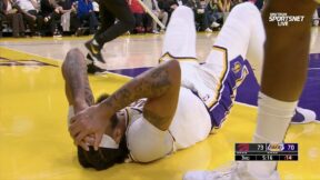 Lakers star Anthony Davis dealing with an eye injury