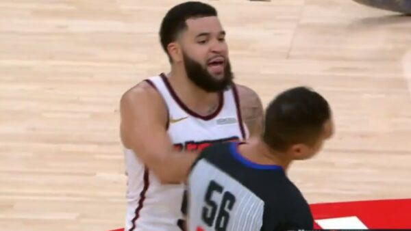 Fred VanVleet going after a referee