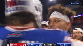 Patrick Mahomes talks to Josh Allen