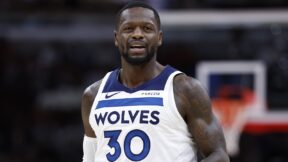 Julius Randle in a Timberwolves jersey