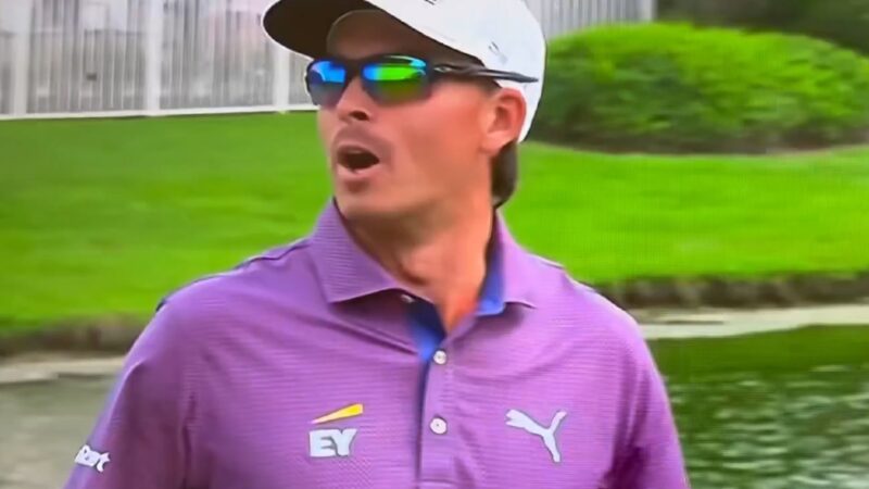 Rickie Fowler in purple