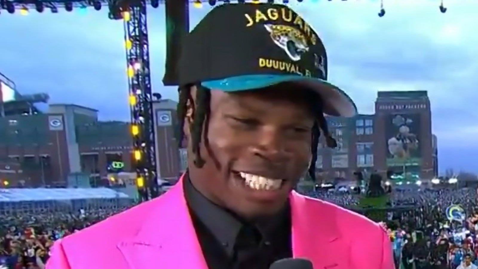 Travis Hunter giving an interview