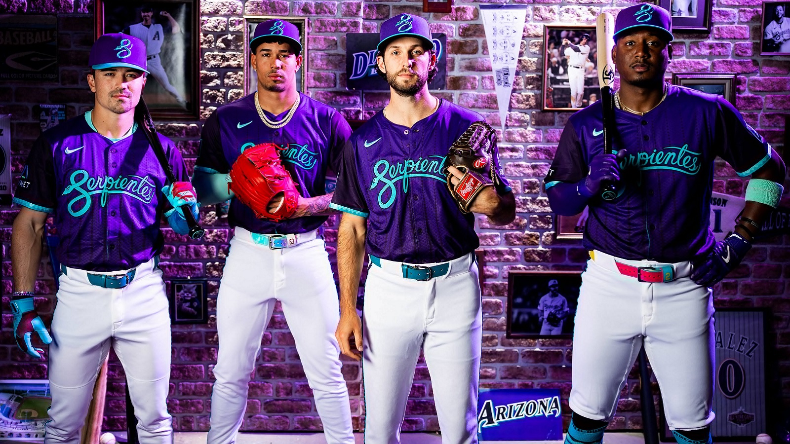 The Diamondbacks players in City Connect jerseys