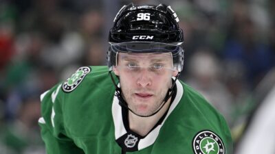 Mikko Rantanen playing for the Stars
