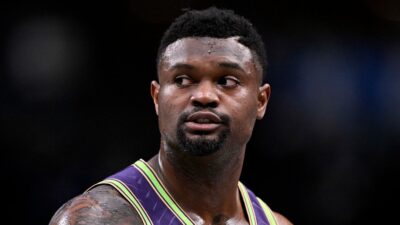 Zion Williamson in a purple jersey