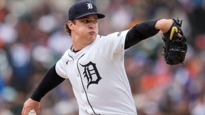 Jackson Jobe throwing a pitch