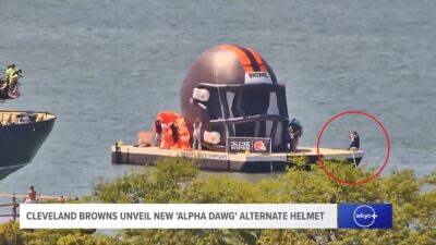 Browns photographer falling