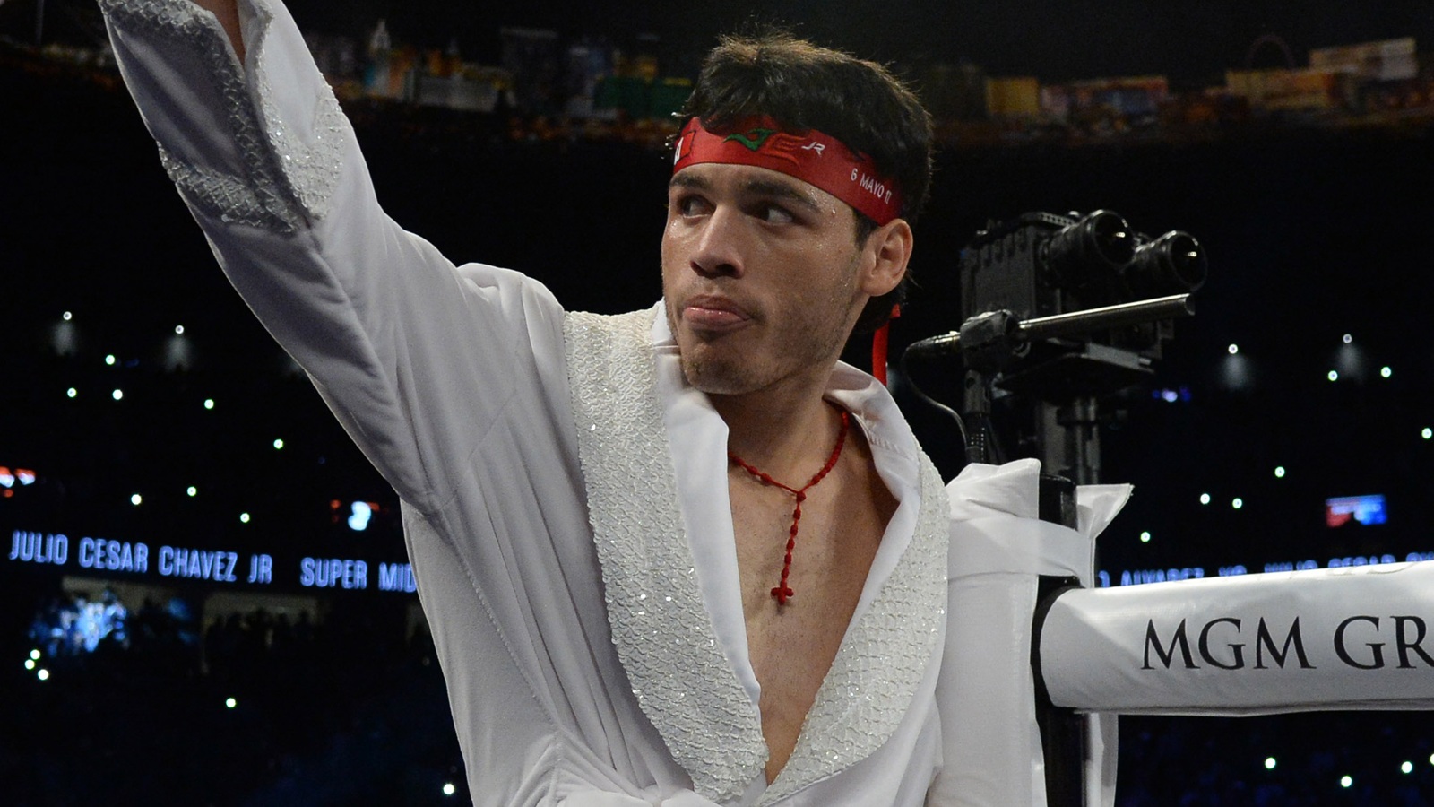 Julio Cesar Chavez Jr. entering the ring
