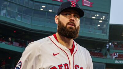 Lucas Giolito getting ready to pitch for the Red Sox