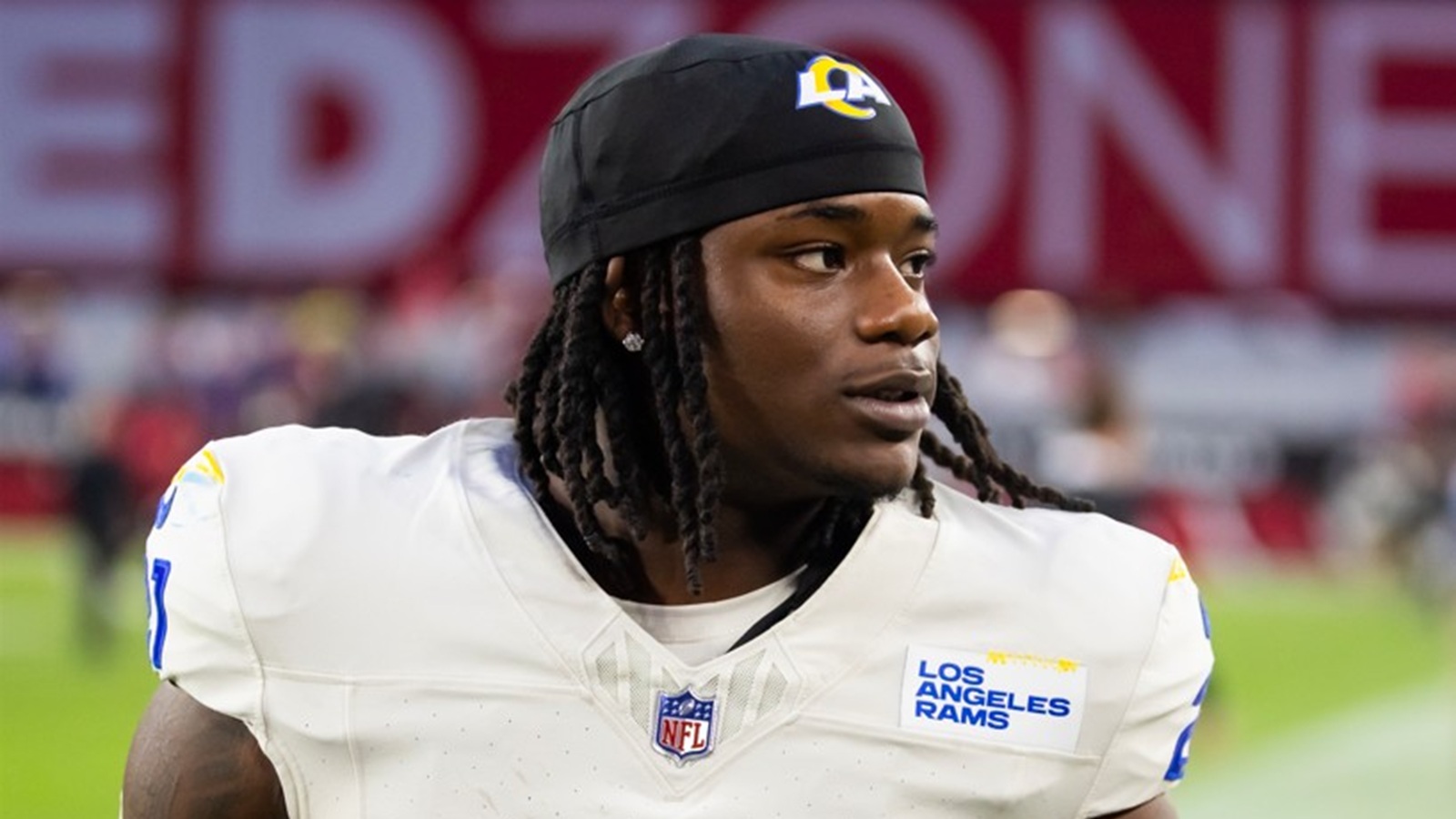 NFL running back retiring at age 24