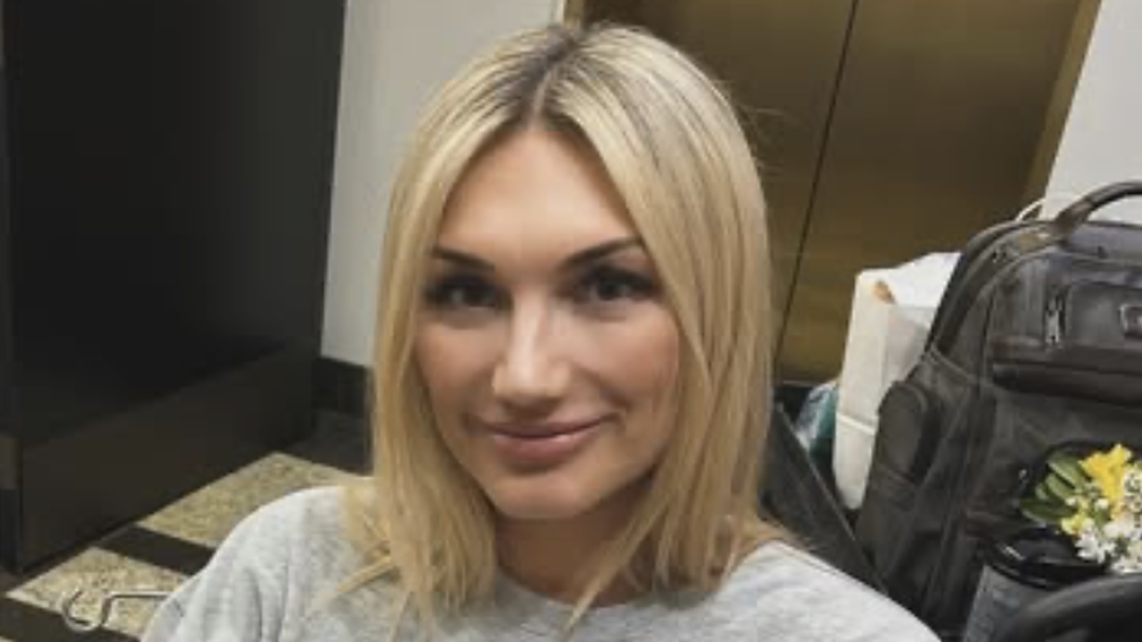 Brooke Hogan smiles for a photo