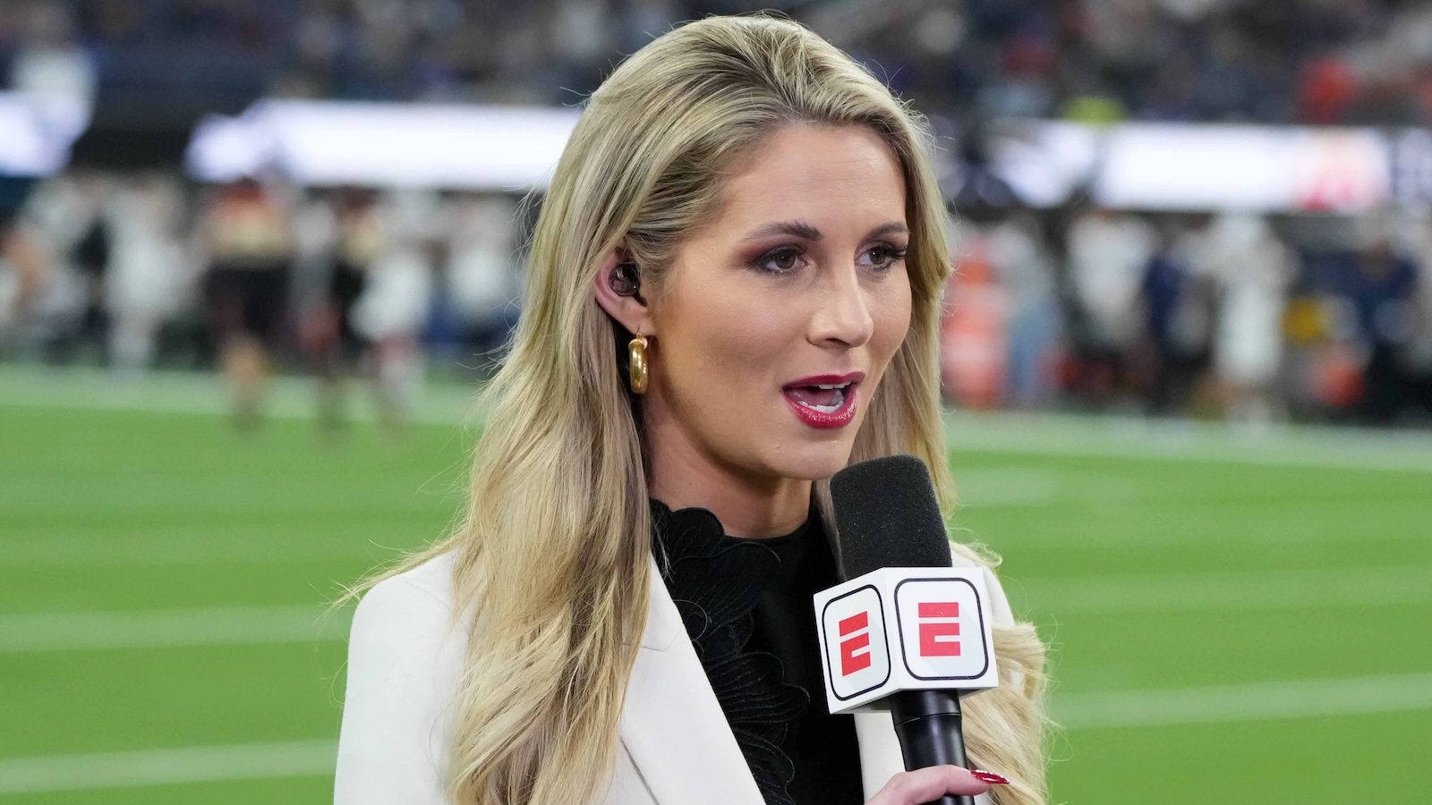 Laura Rutledge reporting for ESPN