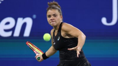 Jasmine Paolini ready to hit a ball