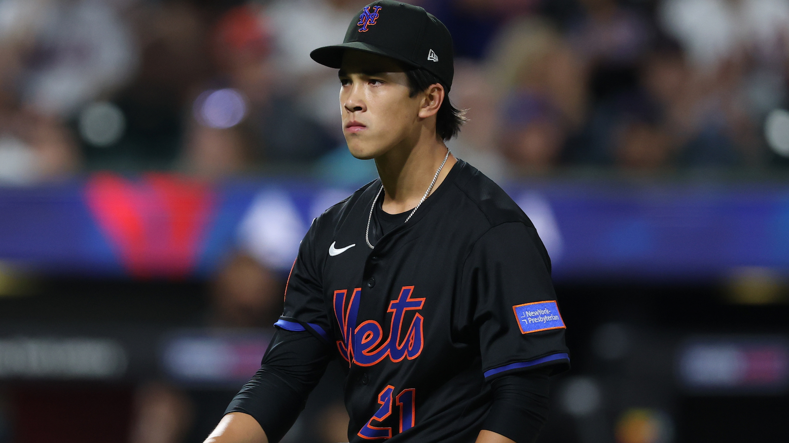 Jonah Tong in a Mets uniform