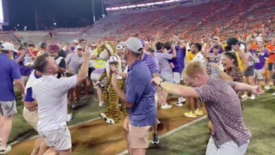 LSU fans dancing after beating Clemson
