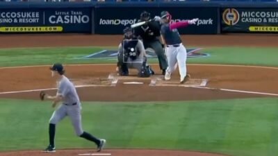 Highlights from a Yankees-Marlins game