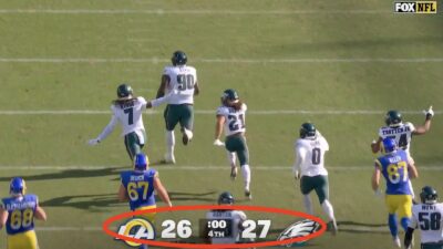 The Eagles return a blocked field goal for a touchdown
