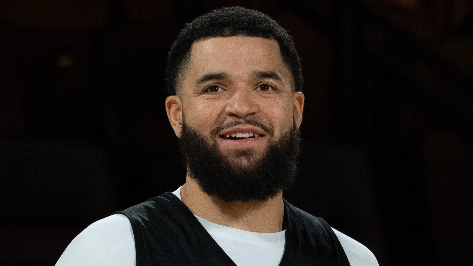 Fred VanVleet warming up for a game