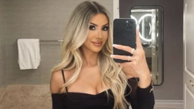 Sara Cardona poses for a photo