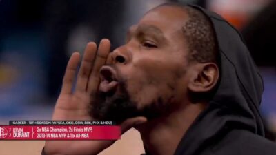 Kevin Durant making a booing gesture