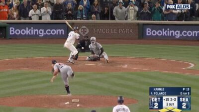 Mariners second baseman Jorge Polanco walks off the Tigers