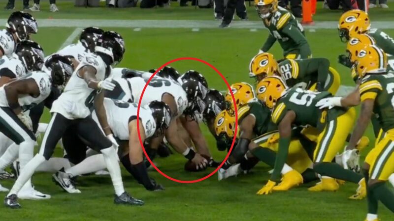 The Eagles running the tush push