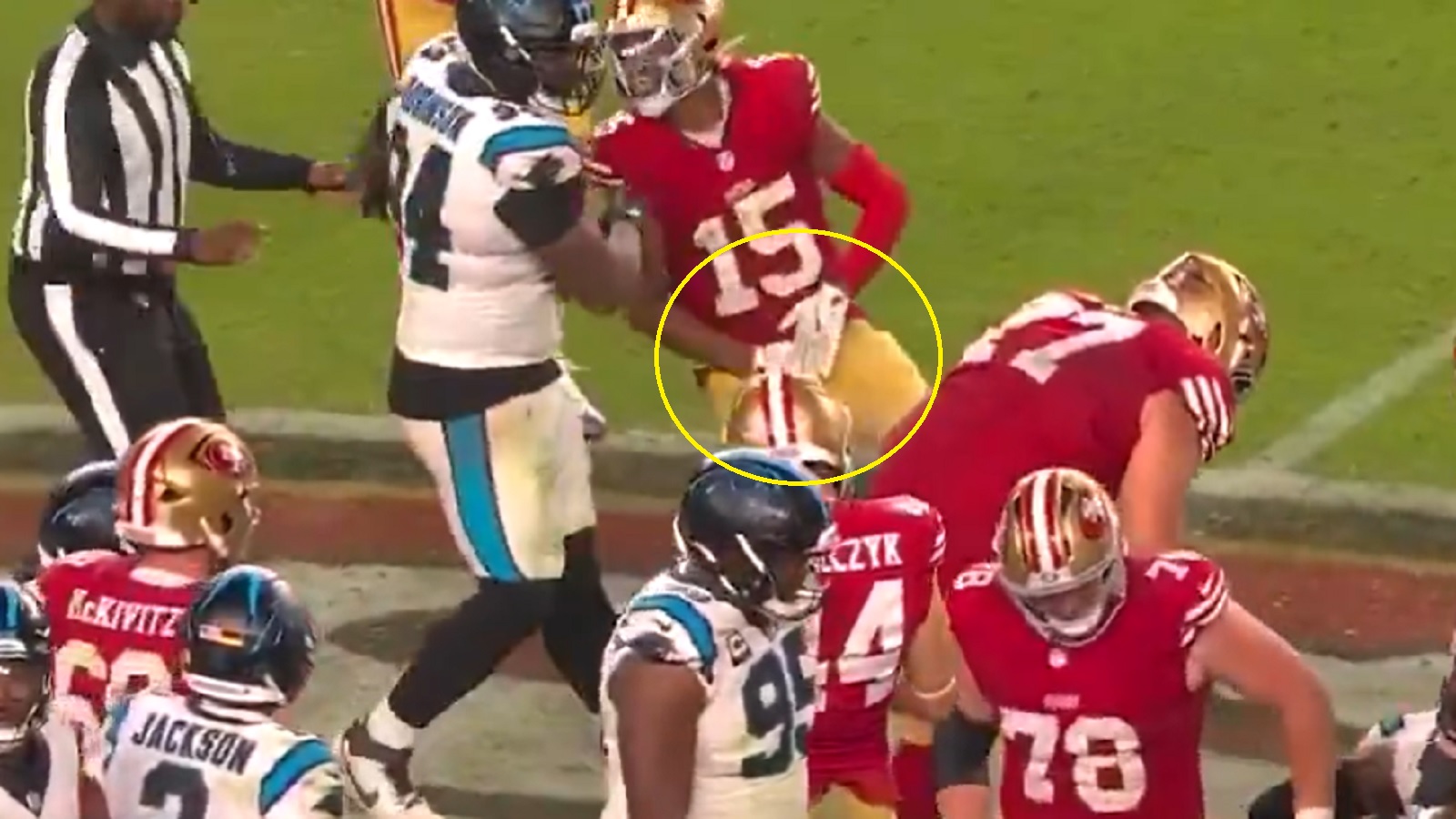 Tre’Von Moehrig punched Jauan Jennings in nuts prior to fight