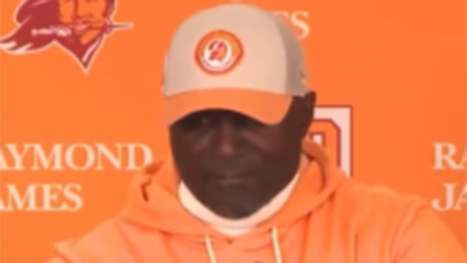 Todd Bowles talks to the media.