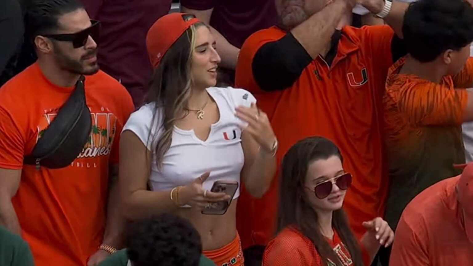 sherrone-moore-allegedly-threatened-michigan-staffer-with-a-knife