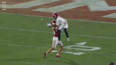 Germie Bernard makes a catch