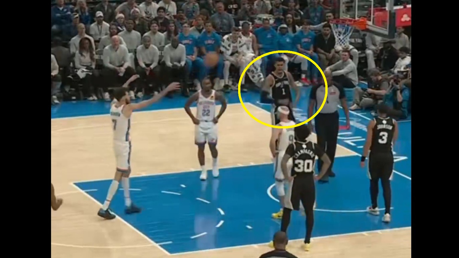 Chet Holmgren at the free throw line