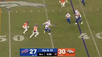 Bills running a trick play against the Broncos