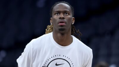 Keon Ellis in warmups