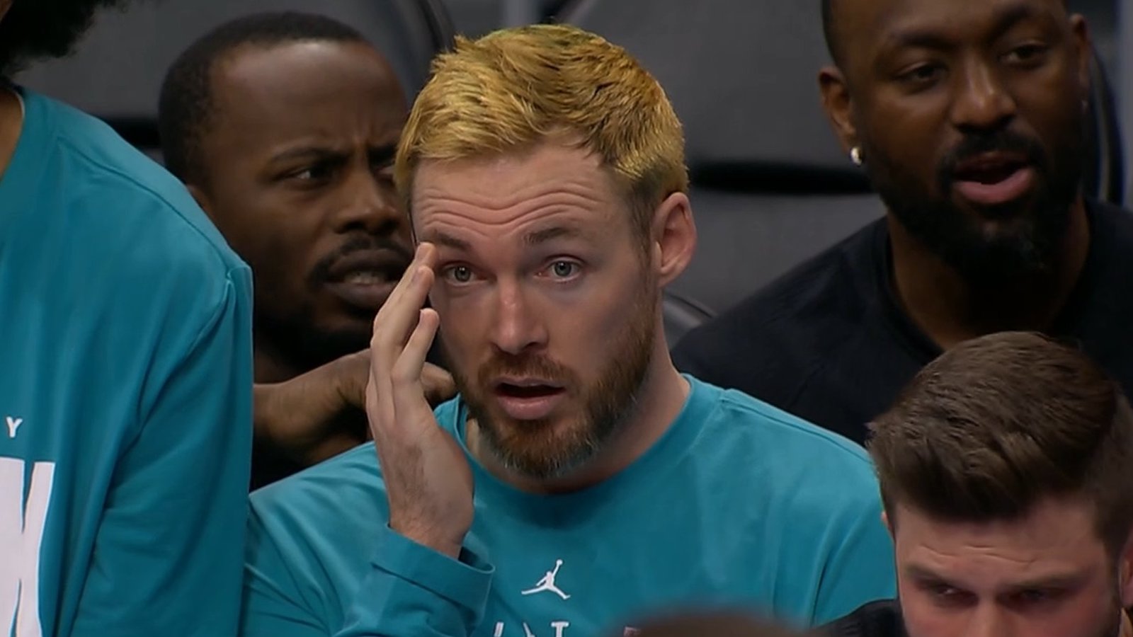 Hornets guard Pat Connaughton with blonde hair