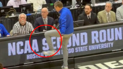 Bill Self reacts to Kansas' loss to St. John's