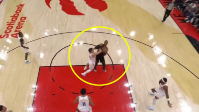 Grayson Allen shoves RJ Barrett