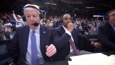 Bill Raftery and Grant Hill shocked while watching the end of Duke-UConn game