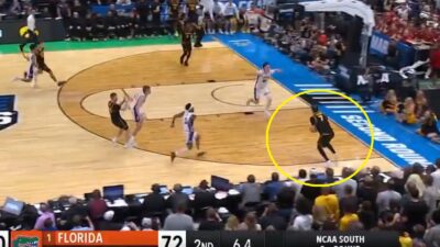 A play in the Florida State-Iowa game