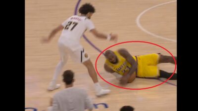 LeBron James diving on the floor