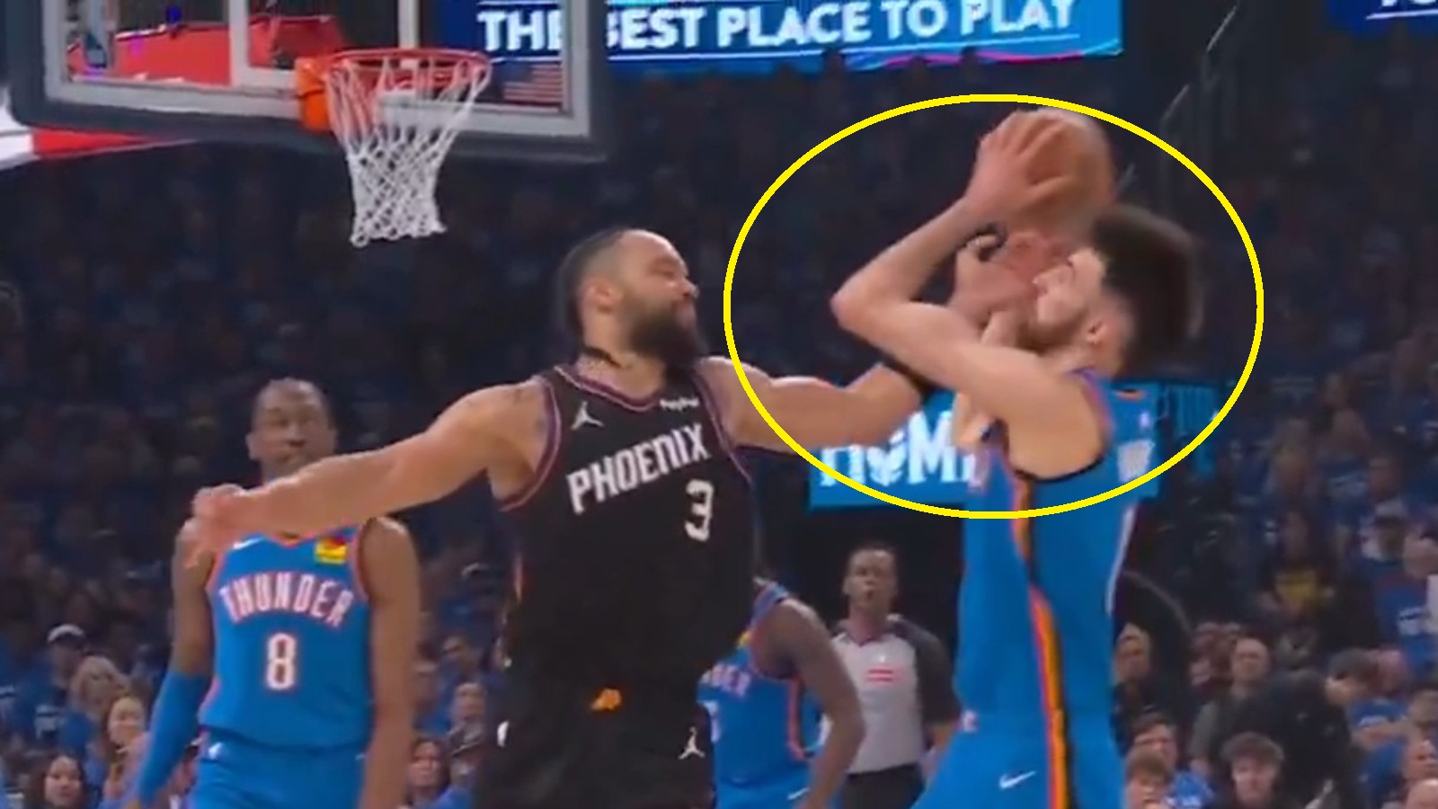 Dillon Brooks gets a flagrant foul for smacking Chet Holmgren in face