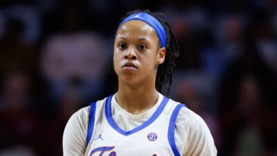 Me'Arah O'Neal looking on