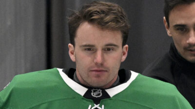 Stars goalie Jake Oettinger looks on